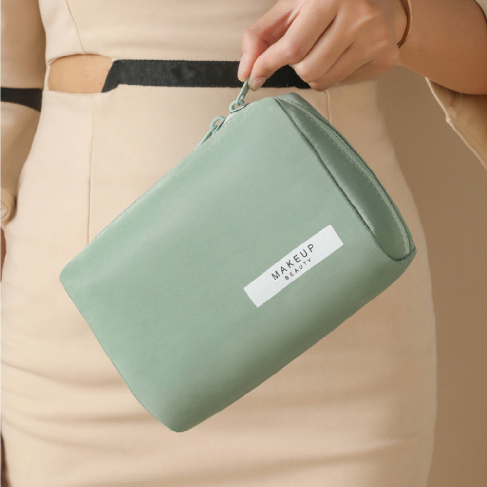 Ivy | Elegante en Ruime Reiscosmeticatas