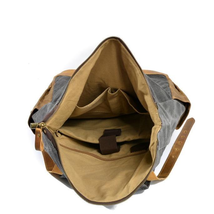 Finn | Stijlvolle Militaire Canvas Rugzak met Roltop voor Wandelen en Laptop