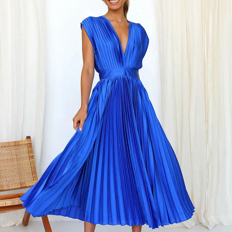 Daliah - Elegante Maxi-jurk met V-hals en Speelse Plooien