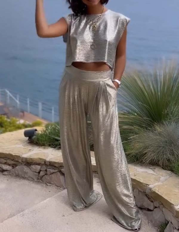 Andrea | Trendy glanzende top en vloeiende broek set voor een moeiteloze stijl