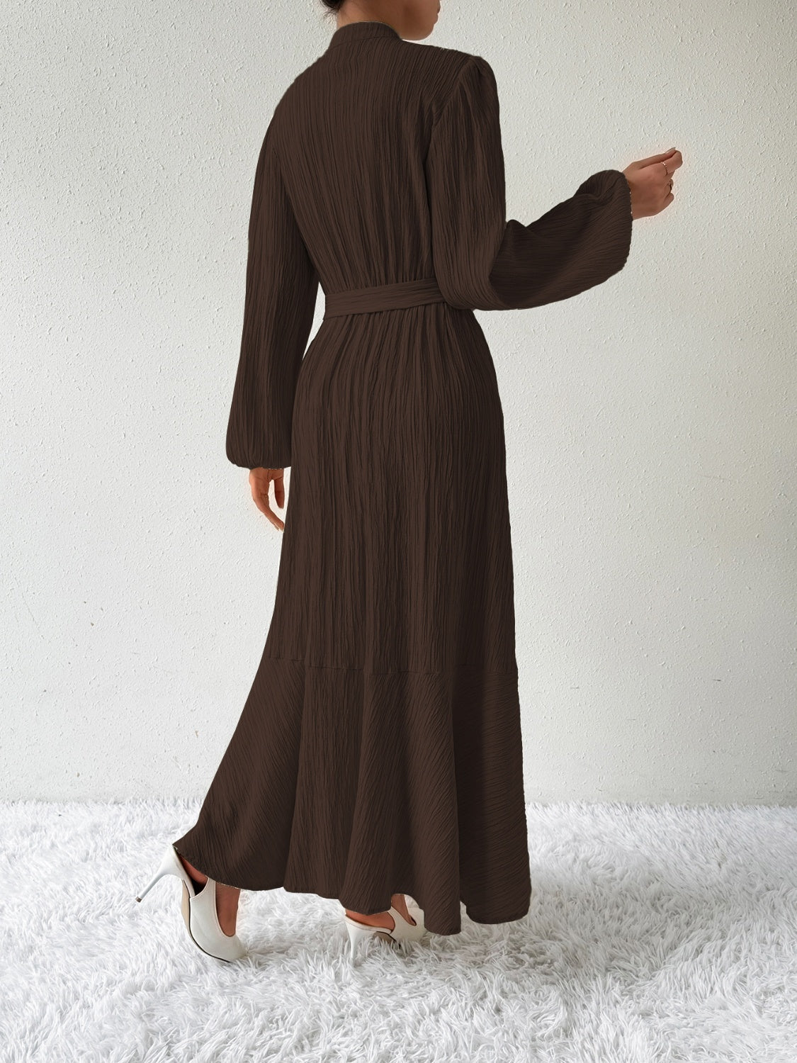 GWYNETH | Elegante jurk met lange mouwen en een stijlvolle strikceintuur