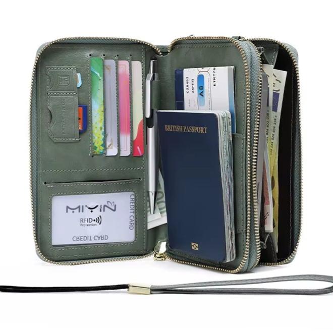 Denise | RFID Beschermende Paspoorthouder en Reisetui met Polsband