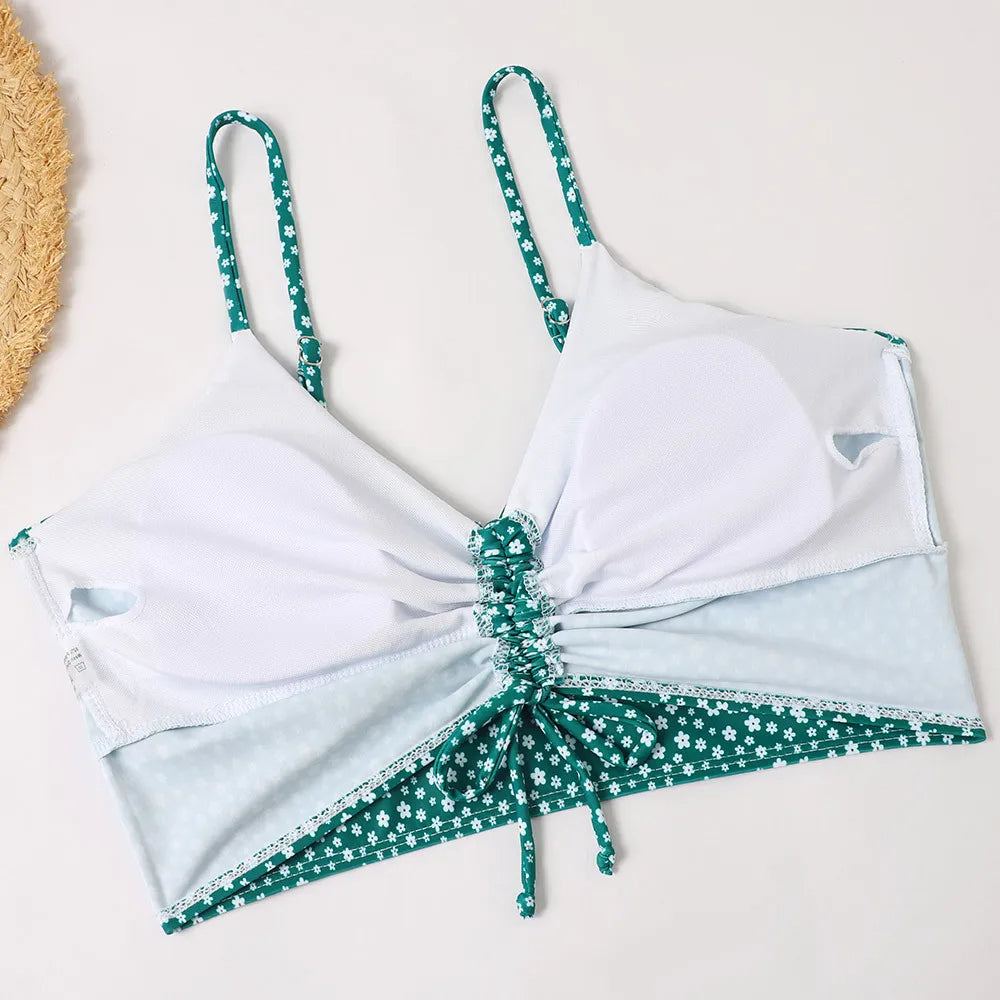 Luna | Bloemenbikini – Een Zomers Statement