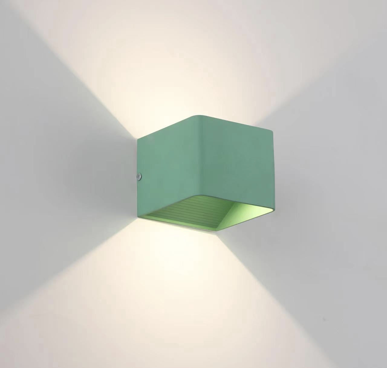 Helder | Moderne Vierkante Wandlamp