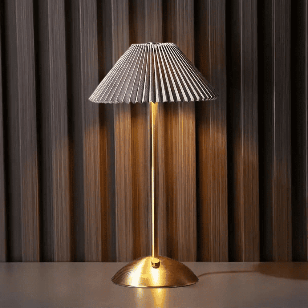 GlowCrest | Verfijnde Moderne Lamp voor Stijlvolle Interieurs