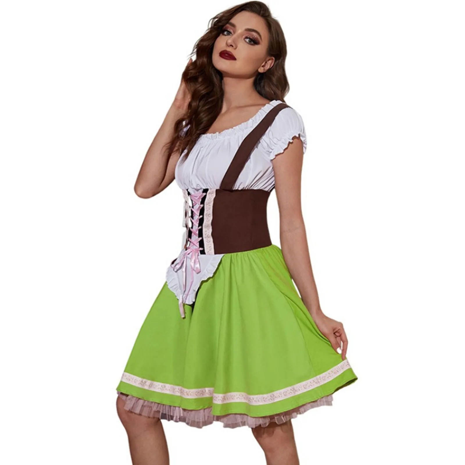 Dirndljurk met schort en veterlijfje voor Oktoberfest en klederdrachtfestival 4