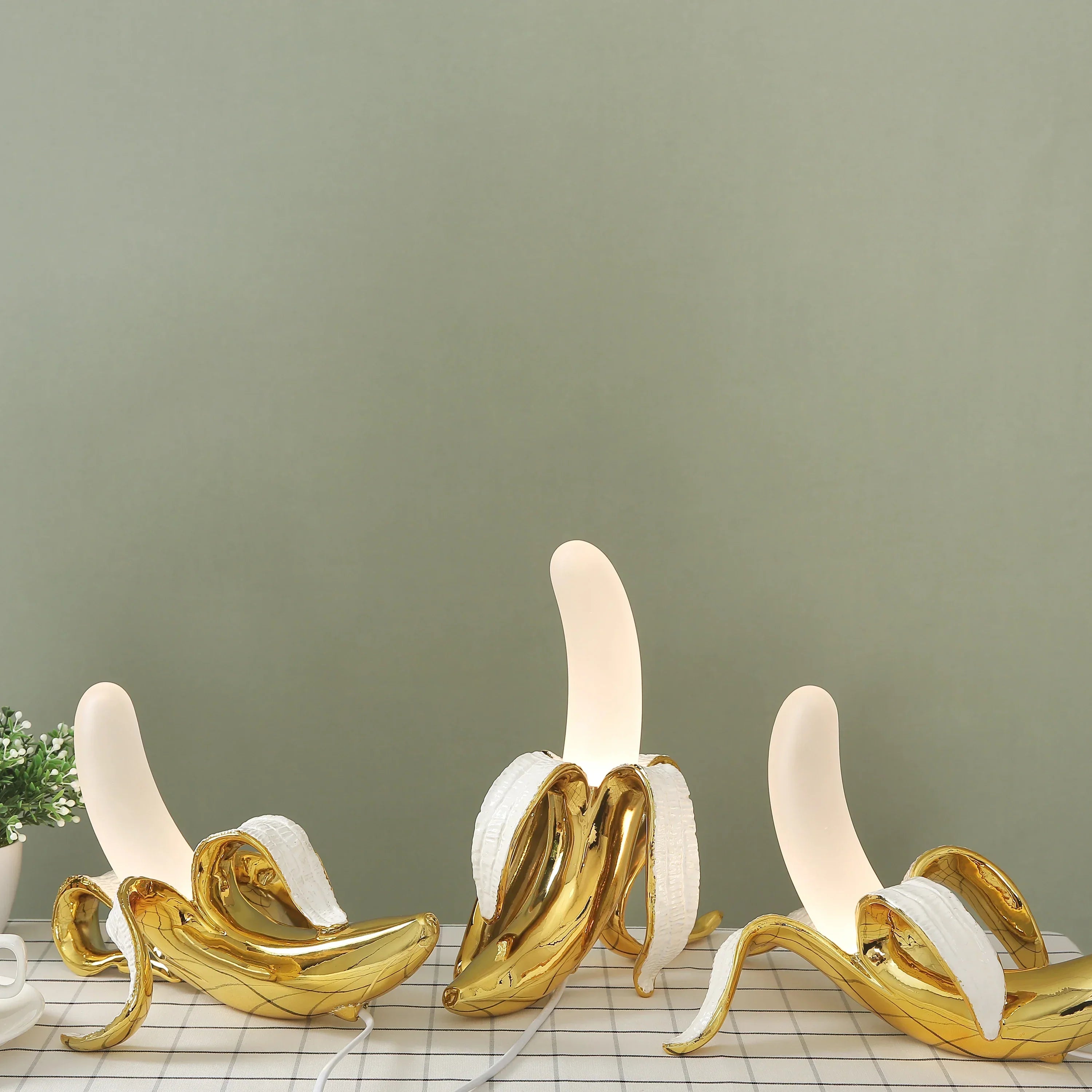 GlowNight | Speelse Bananenlamp voor Creatieve Ruimtes