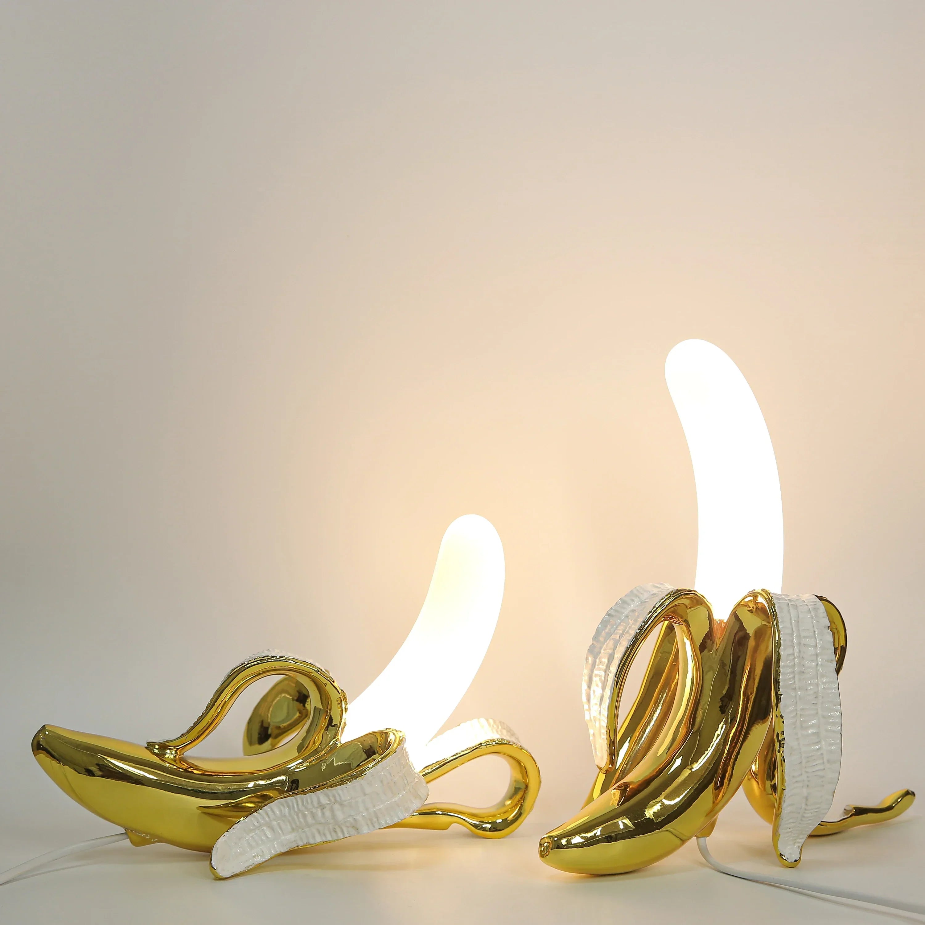 Moderne-Bananen-Tafellampen-Hars-Woonkamer-Bureau-Licht-Slaapkamer-Bedlampje-Led-Glas-Nachtlampje-Home-Decor-Luminaria_833d5473-35e7-4f98-a1c9-c826f39b5383.webp