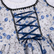 Oktoberfest dirndljurk met bloemenprint en satijnen lintschort 5