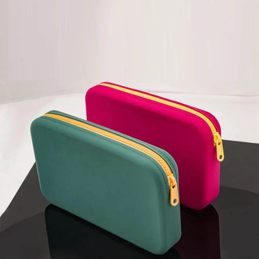 Alice | Grote Waterdichte Siliconen Make-up tas