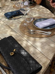 Arviel | Luxe Geweven Handtas met Gouden Sluiting