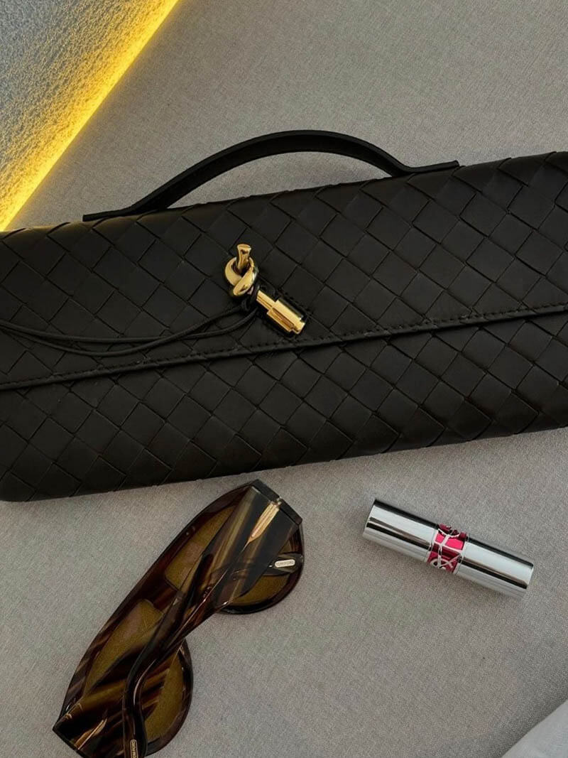 Arviel | Luxe Geweven Handtas met Gouden Sluiting