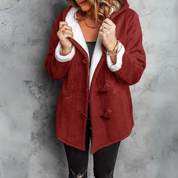 Amalie | Elegante Damesjas met Warme Haakknopen