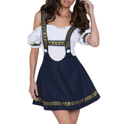 Traditionele dirndljurk met bandjesrok voor het Oktoberfest en klederdrachtfestival 1