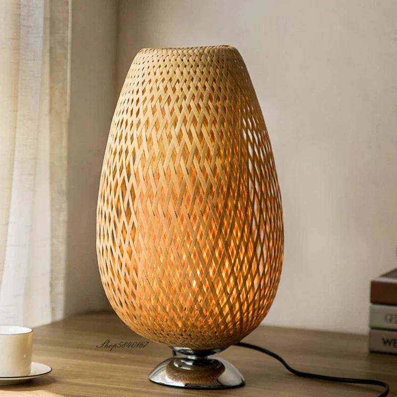 GlowCrest | Artistieke Tafellamp voor Gezellige Ruimtes