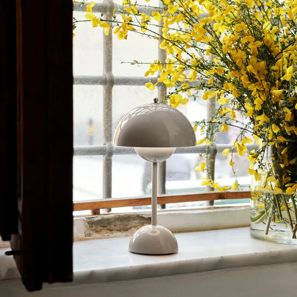 GlowCascade | Moderne Stijlvolle Globe Lamp