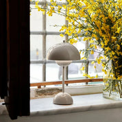 GlowCascade | Moderne Stijlvolle Globe Lamp