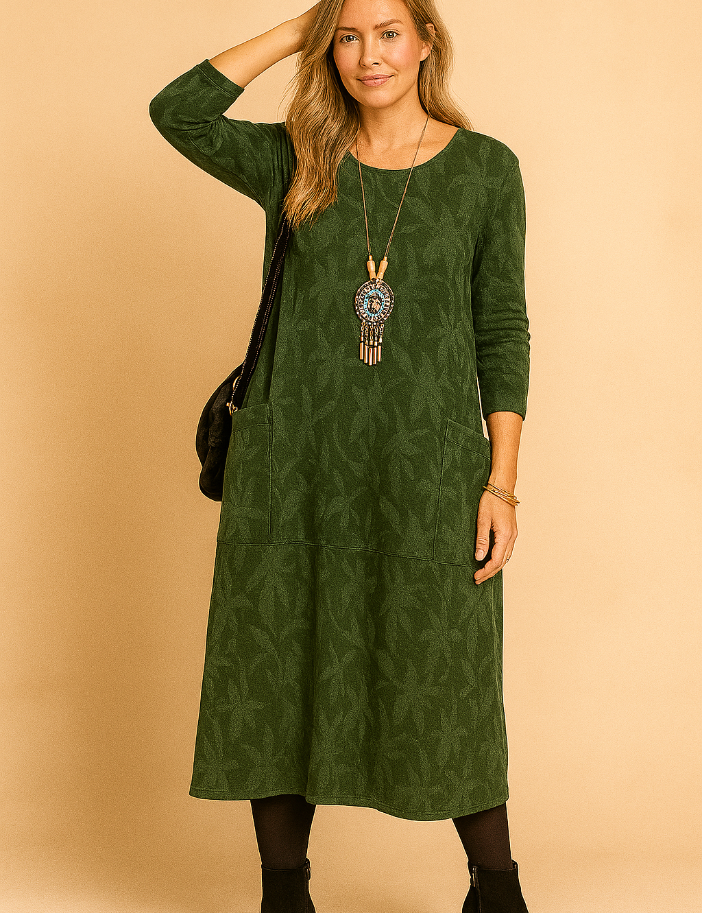 Groene midi A-lijn jurk met botanisch jacquardpatroon, lange mouwen en zakken