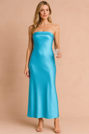 Blauwe strapless satijnen avondjurk voor dames