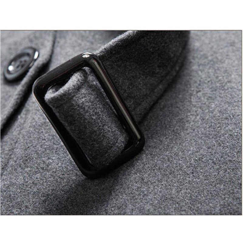 Maximus | Moderne Lentejas met Capuchon en Stijlvolle Knoopdetails