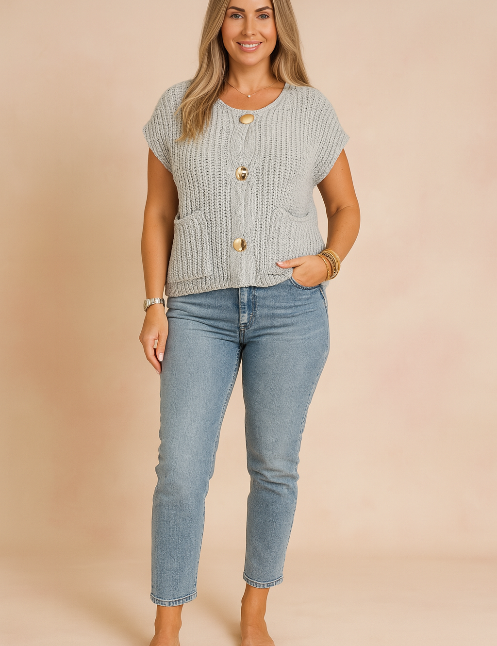 Grijze dames co-ord set met luchtig overhemd en korte broek met strikkoord