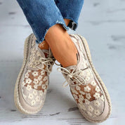 Stijlvolle en comfortabele orthopedische schoenen met een prachtig bloemendessin - Arabella