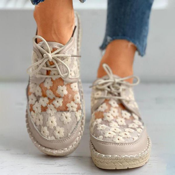 Stijlvolle en comfortabele orthopedische schoenen met een prachtig bloemendessin - Arabella