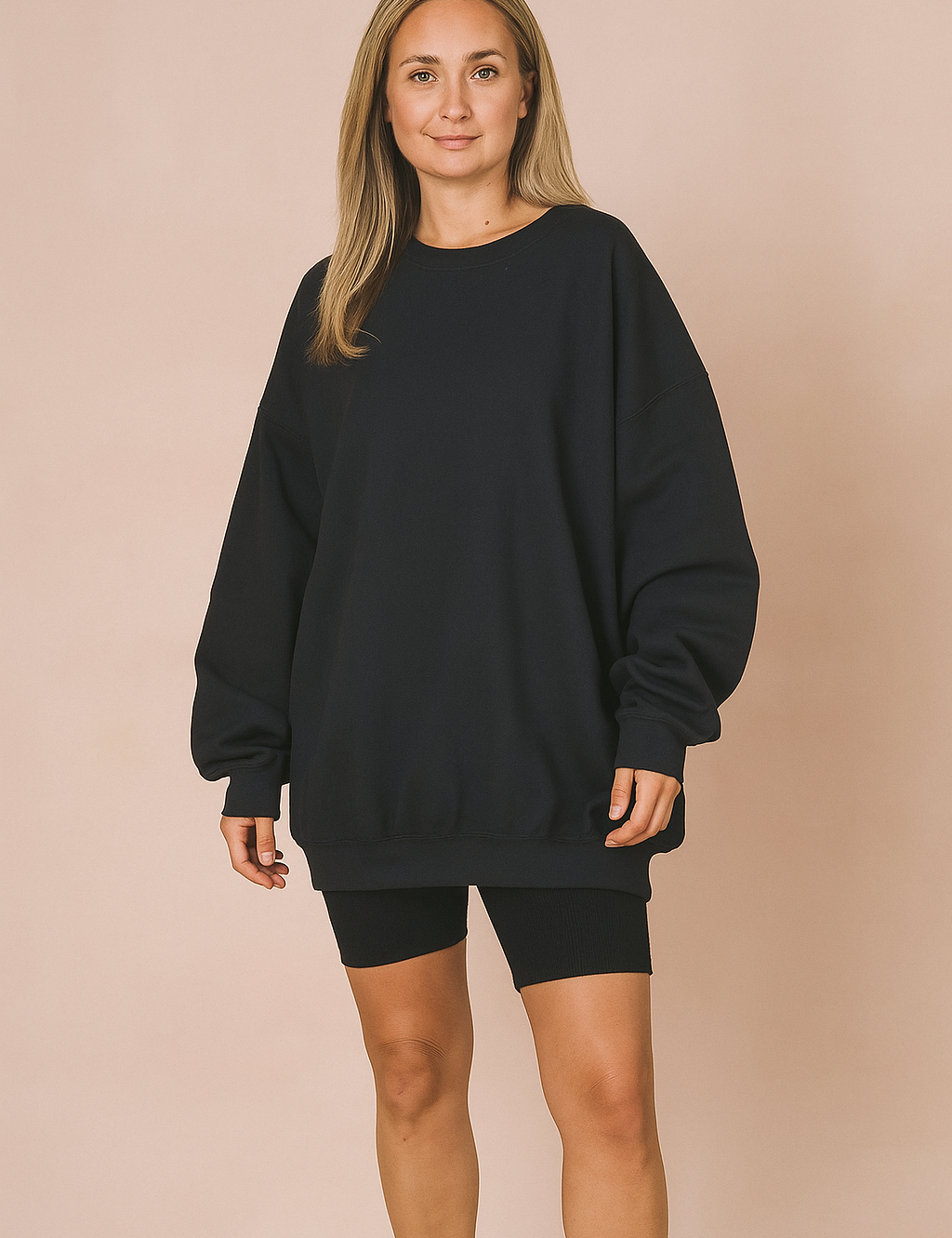 Comfortabele zwarte oversized trui met ronde hals en verlaagde schoudernaden